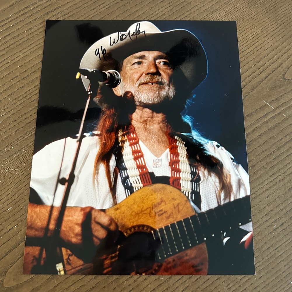 Willie Nelson Signed 8x10 Photo Autographed Country Music Memorabilia No‎ COA